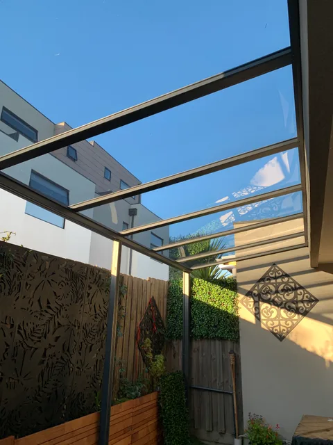Clearview installation: Daylight along a sheltered side yard