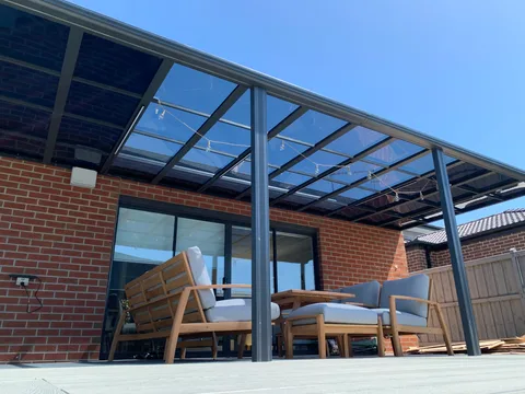 Clearview installation: Front beam and posts of an attached patio