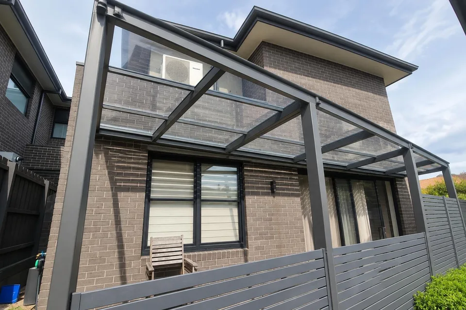 Design preview of the same property with transparent Clearview roofing